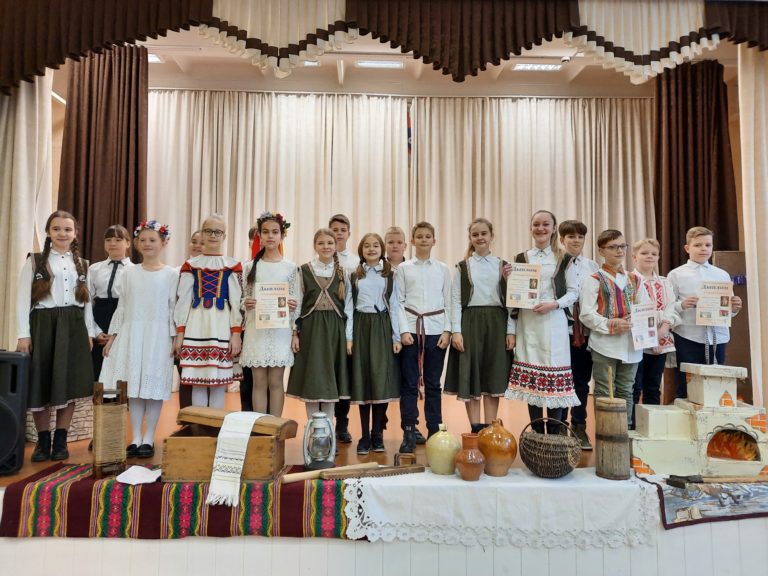 Фестиваль Наш отряд изучает культурное наследие белорусского народа